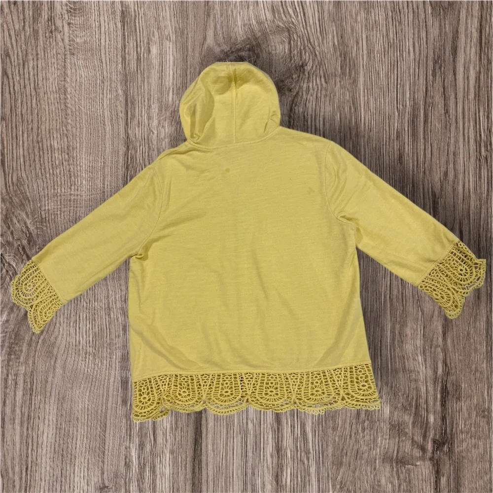 Zenergy by Chicos Butter Yellow Lace Trip 3/4 Sleeve Zip Up Hoodie Women’s Sz 2 - Picture 2 of 7
